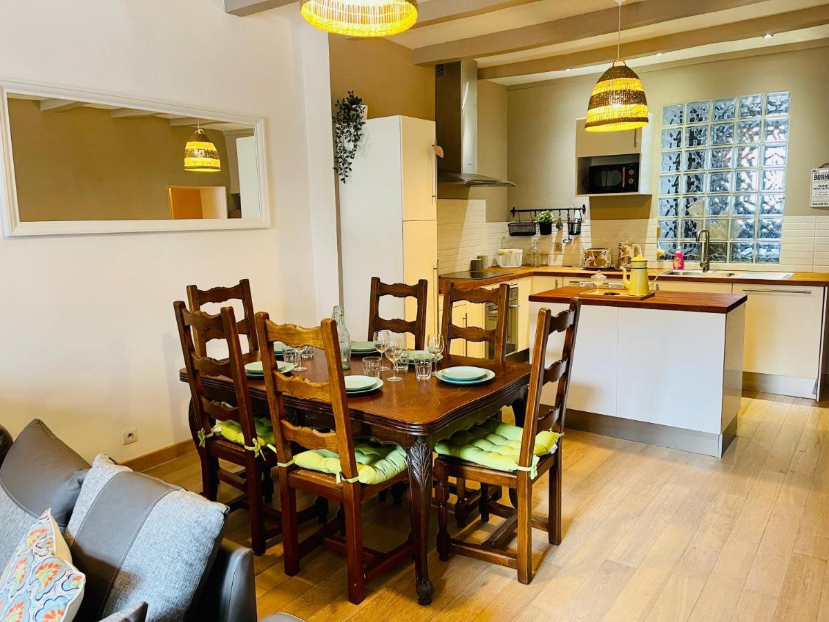 Maison Gabriel - Logement Charmant Au Coeur De La Cite Medievale - T3 75M2 Albertville Exteriér fotografie