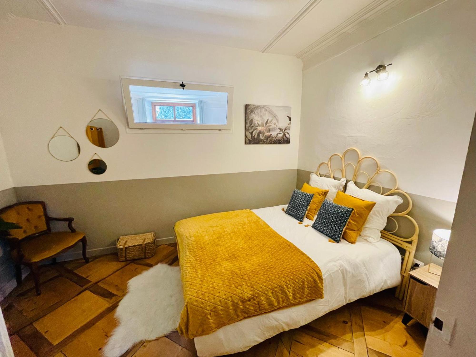 Maison Gabriel - Logement Charmant Au Coeur De La Cite Medievale - T3 75M2 Albertville Exteriér fotografie